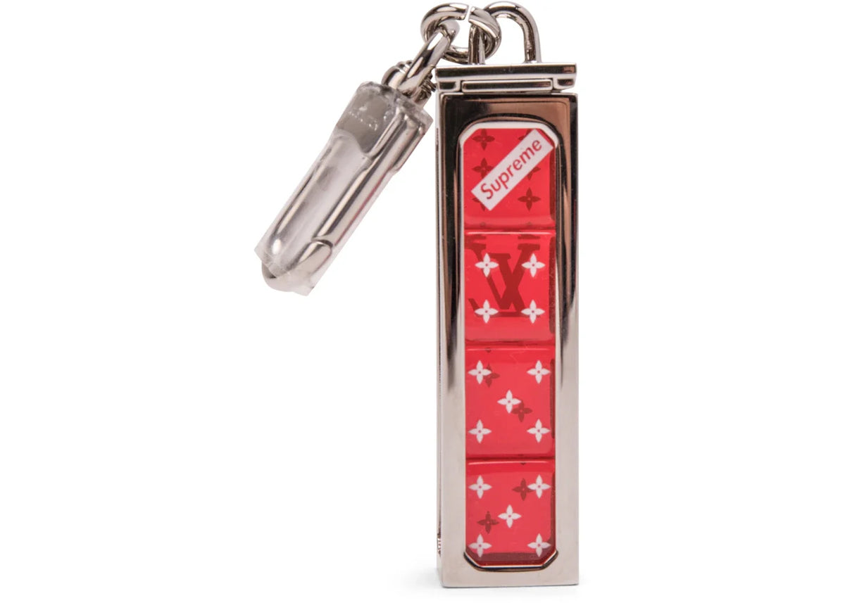 Louis Vuitton x Supreme Dice Key Chain Red – Louis Vuitton – THE LAB CONCEPT CLUB Bienne