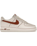 Nike Air Force 1 Low '07 LV8 Ivory Saddle Brown - visuel officiel StockX