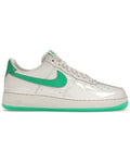 Nike Air Force 1 Low '07 Patent Platinum Tint Stadium Green - visuel officiel StockX