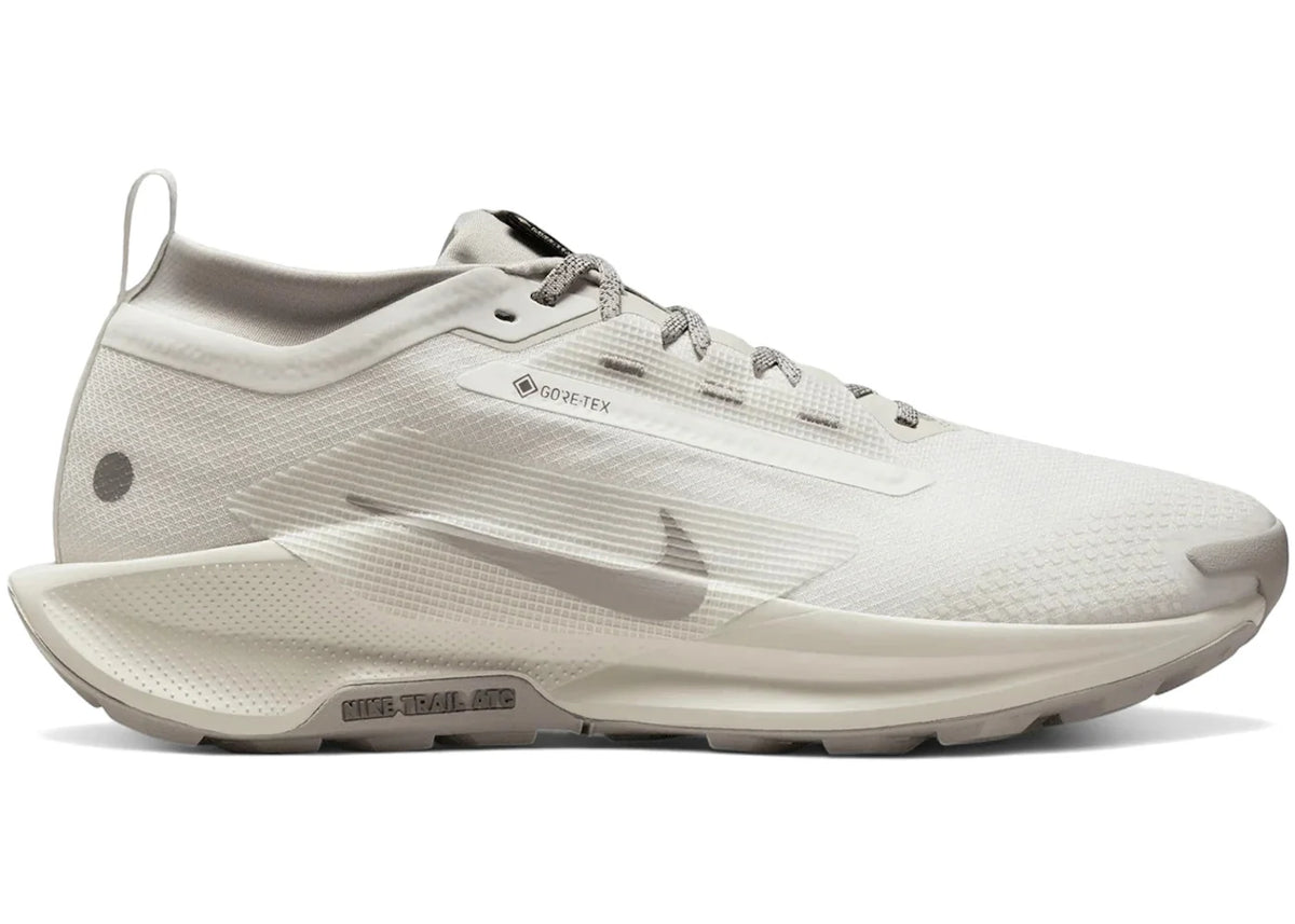 Nike React Pegasus Trail 5 Gore-Tex SP Summit White College Grey Bone – Nike – THE LAB CONCEPT CLUB Bienne