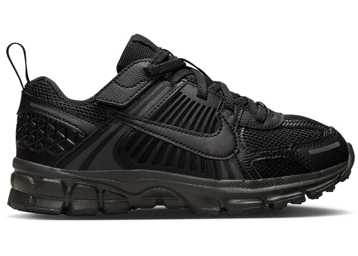 Nike Vomero 5 Black (PS) – Nike – THE LAB CONCEPT CLUB Bienne