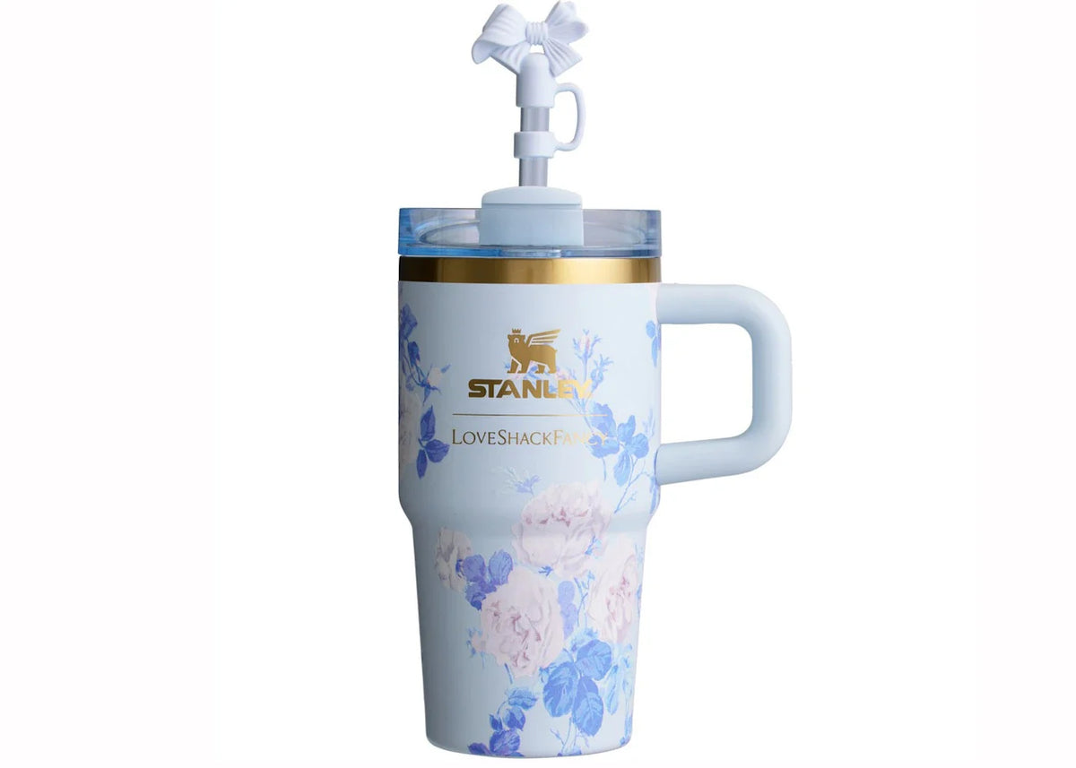 Stanley x LoveShackFancy Flowstate Quencher 20oz Tumbler EverbloomingRosettes – Stanley – THE LAB CONCEPT CLUB Bienne