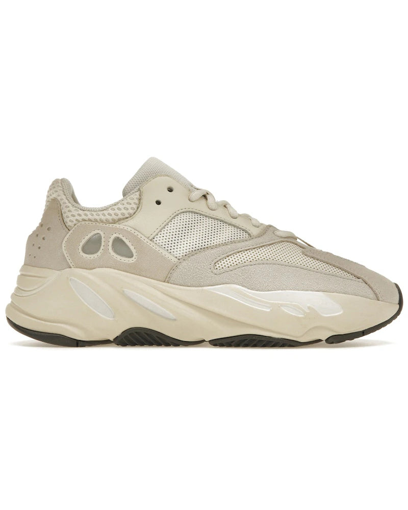adidas Yeezy Boost 700 Analog - sneaker Adidas